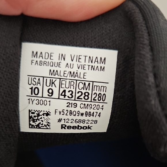 Reebok Men's Black and Tan Sneakers - Picture 6 of 6